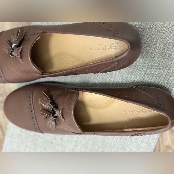 Array Leather Brown tassel loafer - Picture 7 of 9